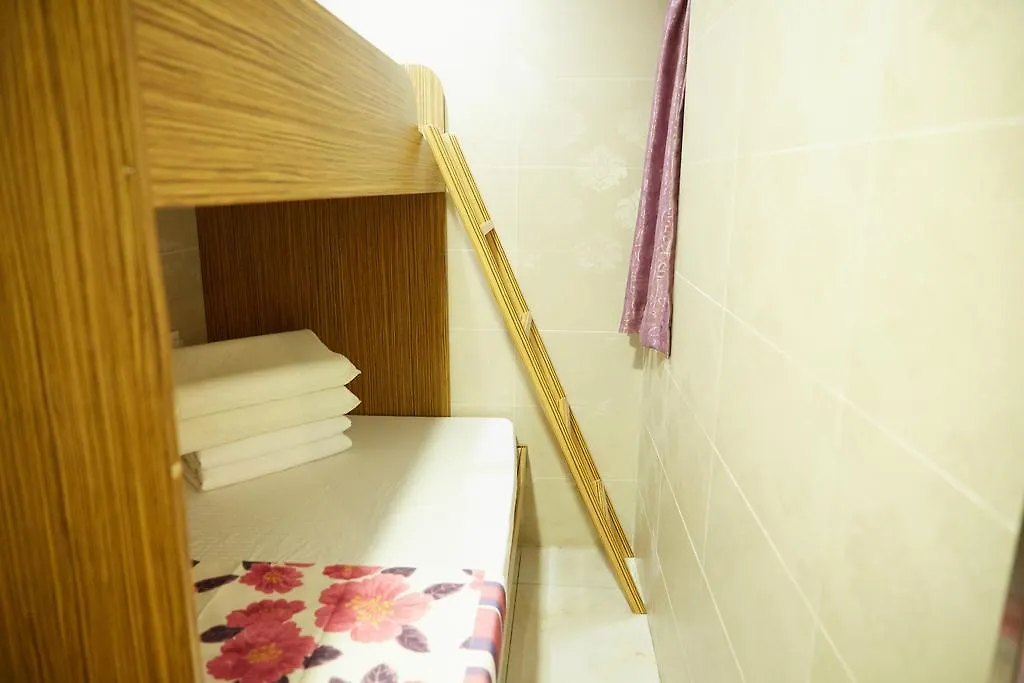 Me Easy Hostel Hong Kong China