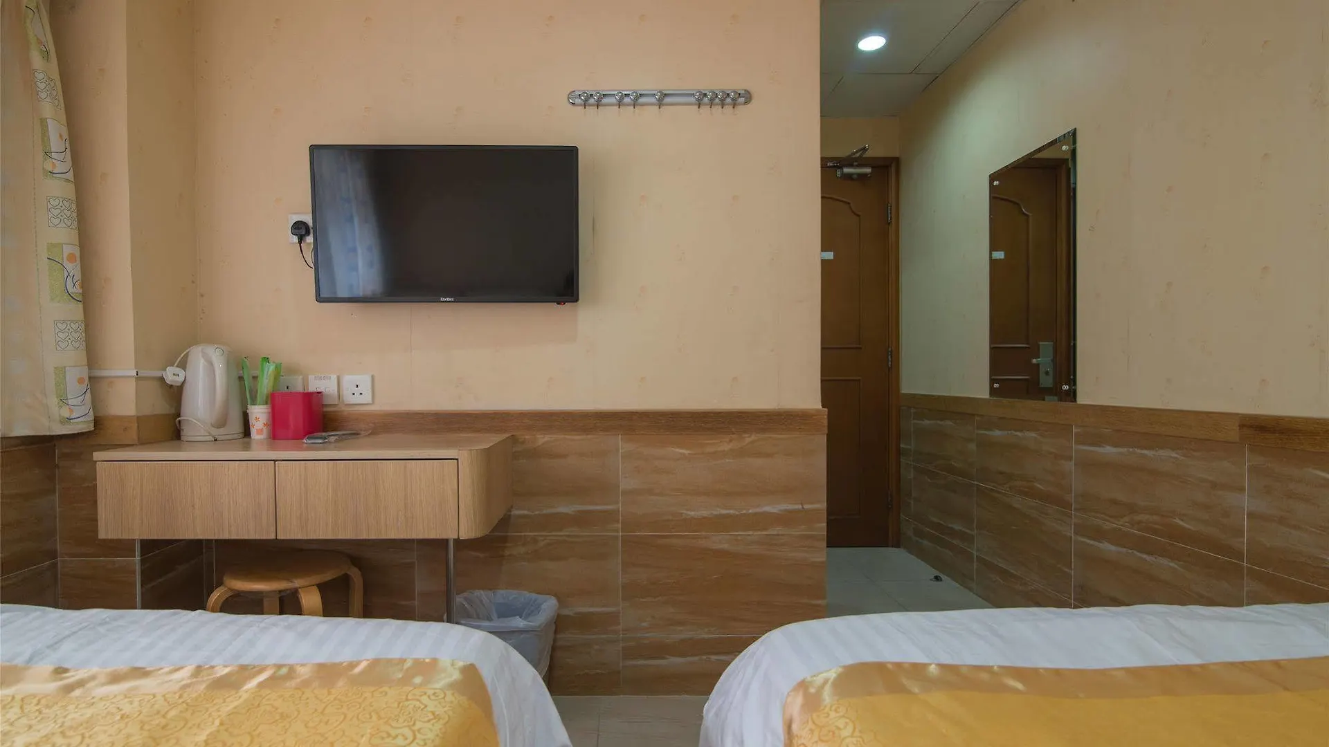 Me Easy Hostel Hong Kong Guest house